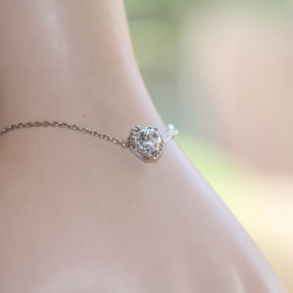 New in Box Michael Kors Sterling Silver Heart CZ Bracelet - Picture 7 of 13